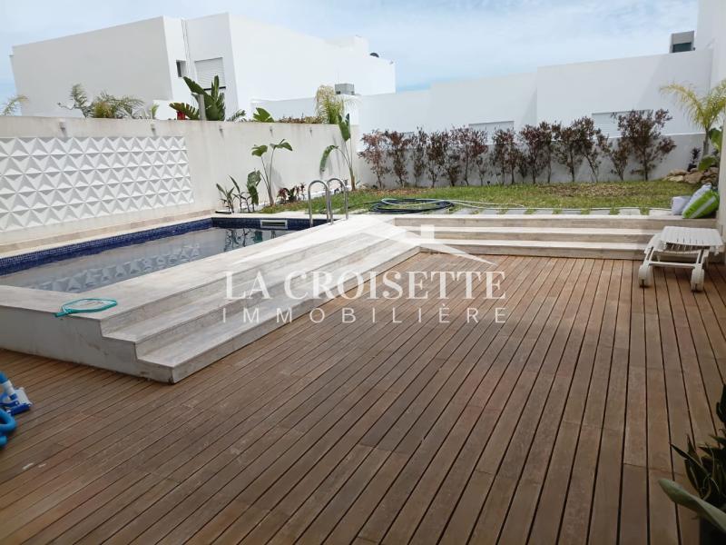 Appartement S+2 meublé avec piscine à Gammarth